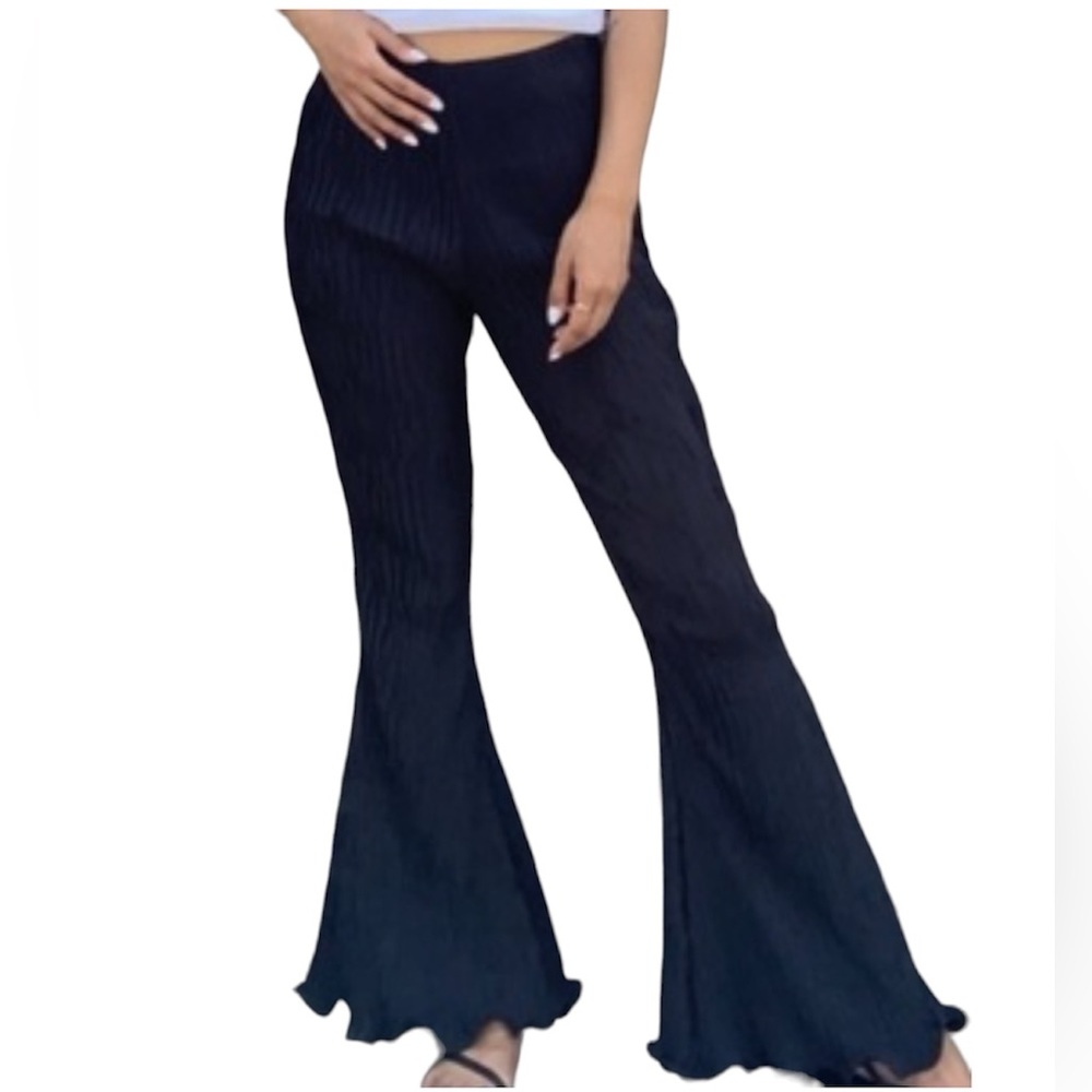 Simonett Women’s Black  Flare Pants Size M